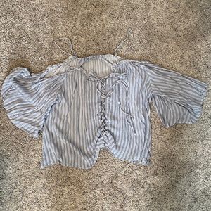 Gimmicks Crop-Tie top